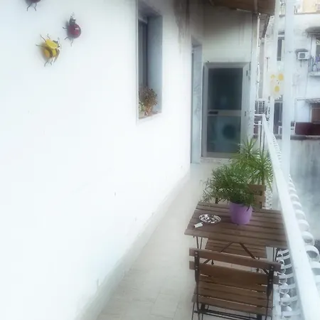 Dint E Viche E Napule * Napoli