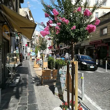 Dint E Viche E Napule *