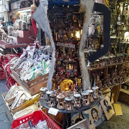 Dint E Viche E Napule * Napoli